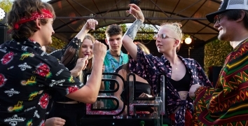 BUSINESS HUB LATIN AMERICAN PARTY | Event Studio BON
